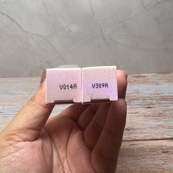 Jeffree Star Supreme Gloss Lip Gloss Set - Picture 3 of 9